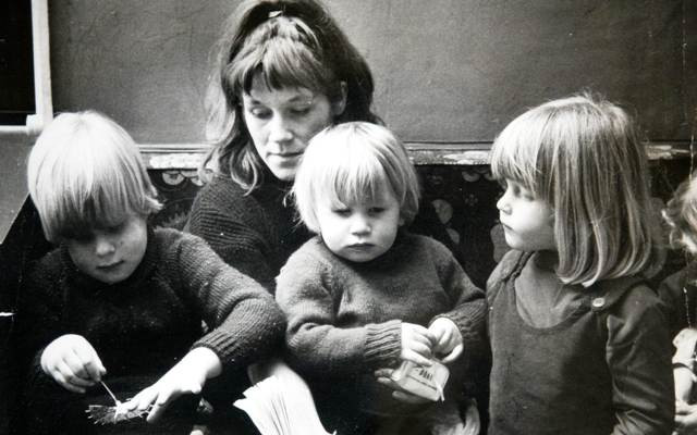 Childhood photo of Boris Johnson, his siblings and mother