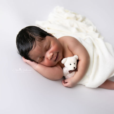 norie anderson photography best newborn photographer pretty props affordable patient loving timeless starbucks spa chanel floral backdrops black female