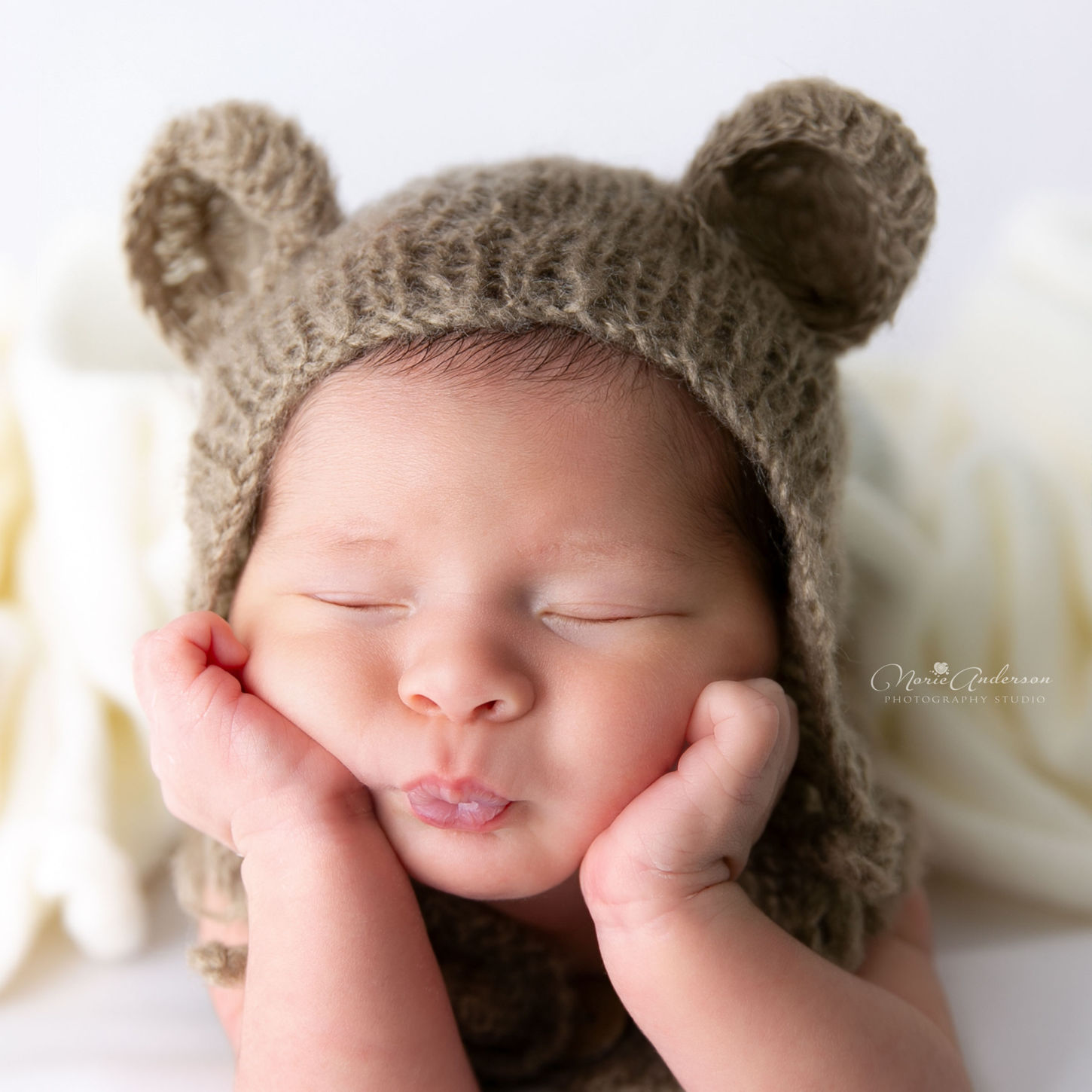 best new orleans newborn photographer westbank marrero gretna baby photography props wraps patient affordable backdrops norie anderson black female photographer 