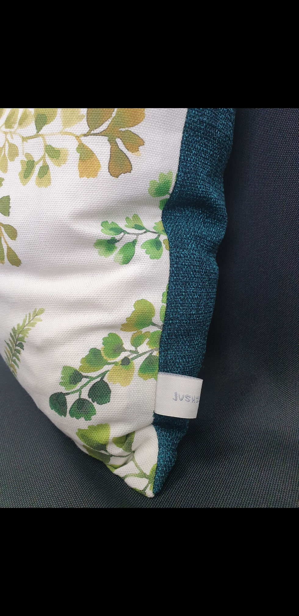 Thumbnail: Green fern cushion