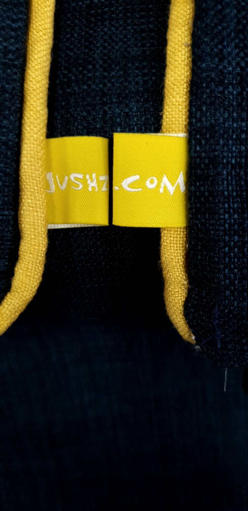 Miniaturbild: Navy Blue / Yellow piped cushion 