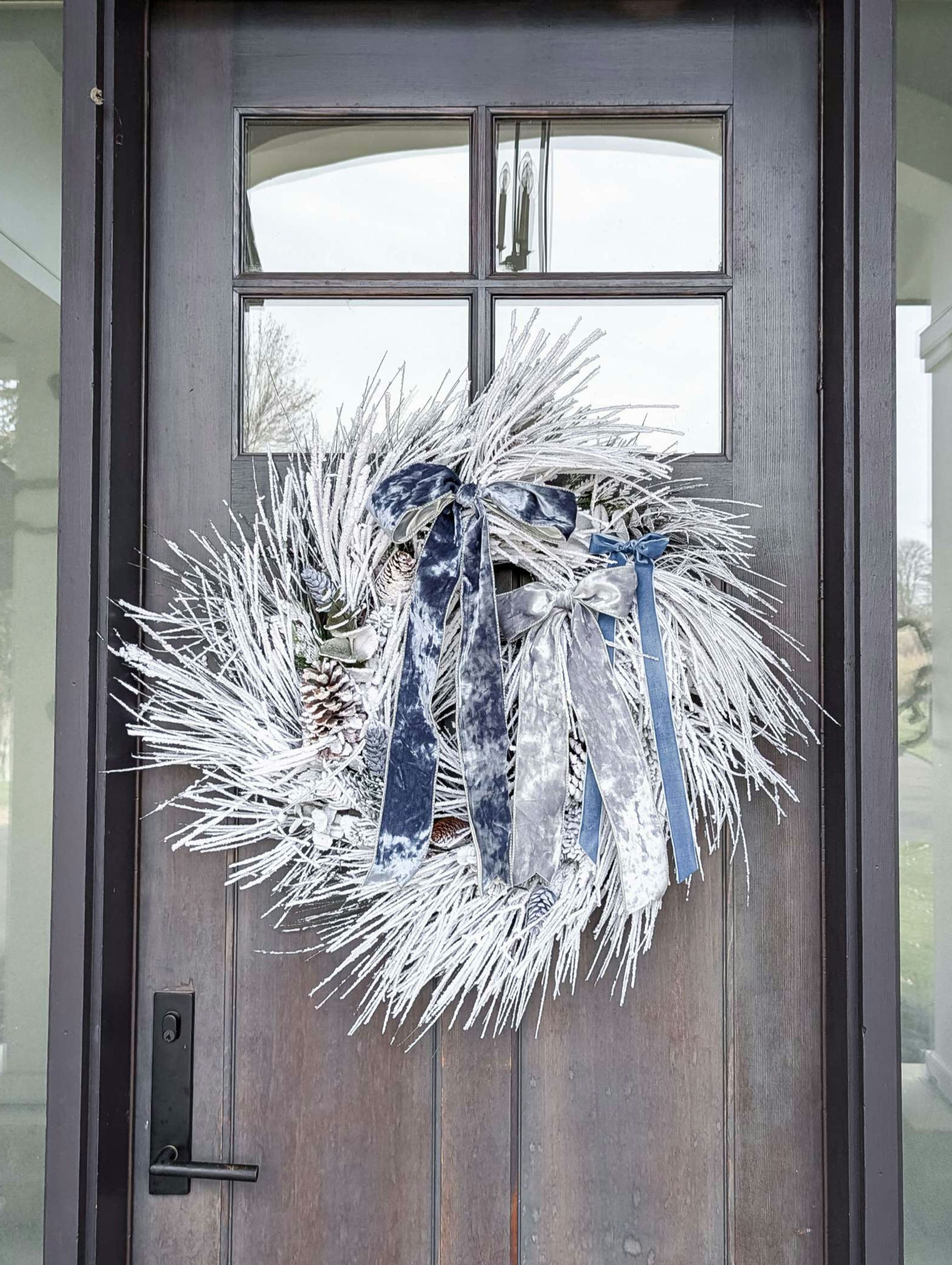 Frozen Heavily Flocked Long Needle Pine Front Door Estate Wreath