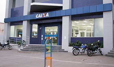 Bancários da Caixa decidem pelo fim da greve em todo o país