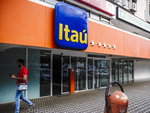 Começa em maio o banco de horas no Itaú-Unibanco para compensação em 2021