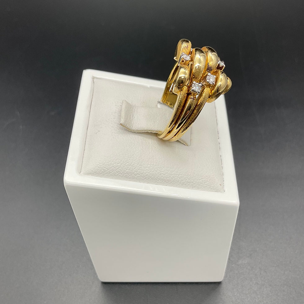 Thumbnail: 18K Yellow Gold Woven Band Diamond Ring 