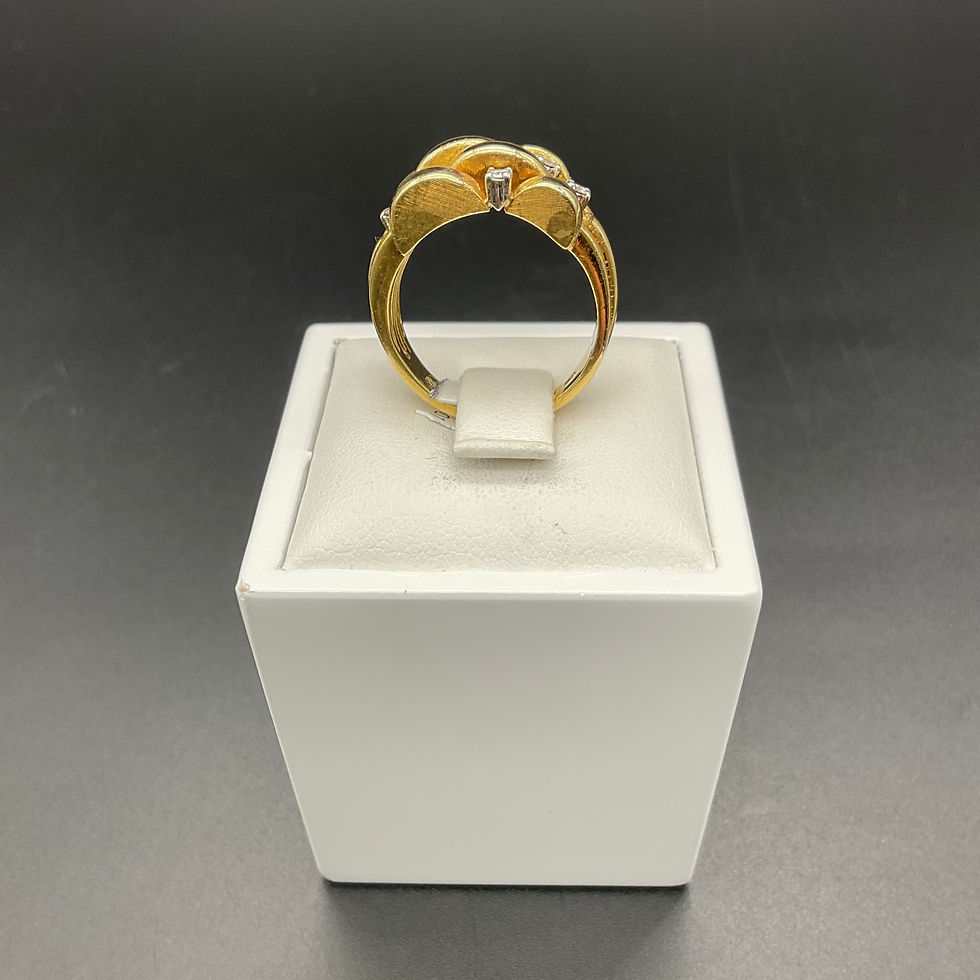 Thumbnail: 18K Yellow Gold Woven Band Diamond Ring 