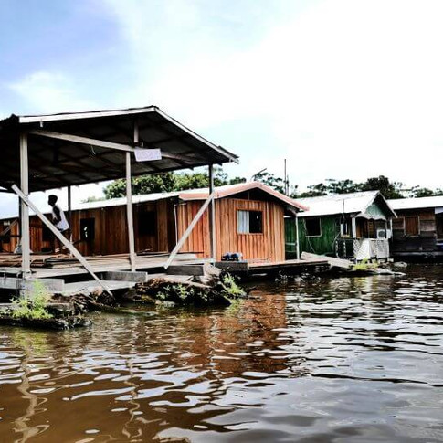 The Comunidade Catalao floating village on the Amazon river in Brazil