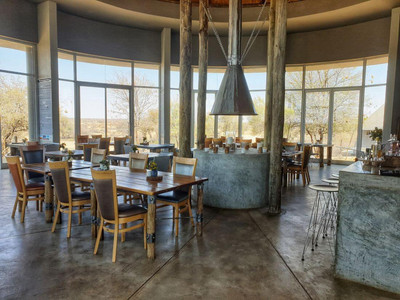 Breakfast and dinner restaurant at Naankuse Lodge in Namibia