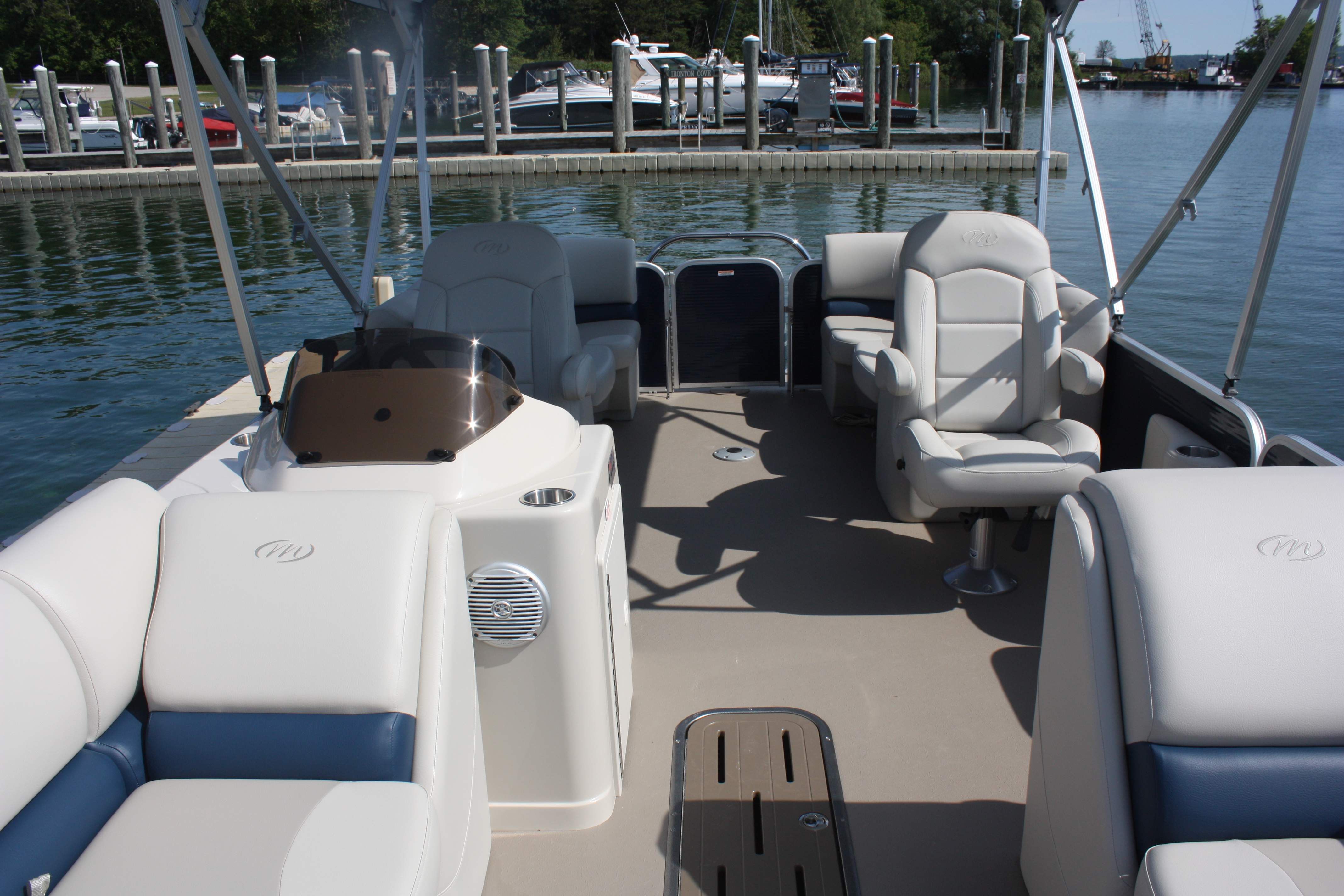 Summertime Rentals Tritoon Rentals Lake Charlevoix, Walloon Lake