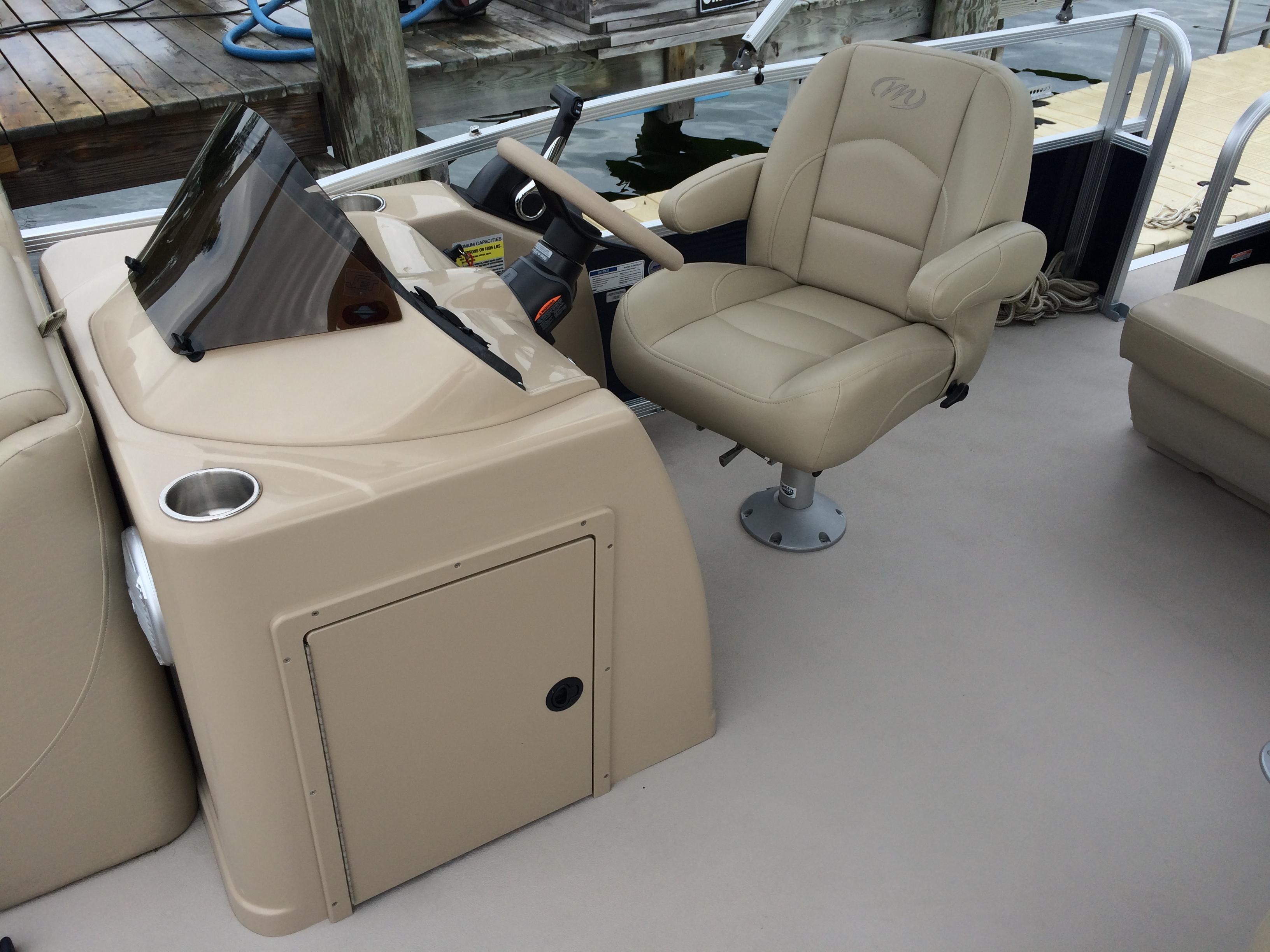 Summertime Rentals Tritoon Rentals Lake Charlevoix, Walloon Lake