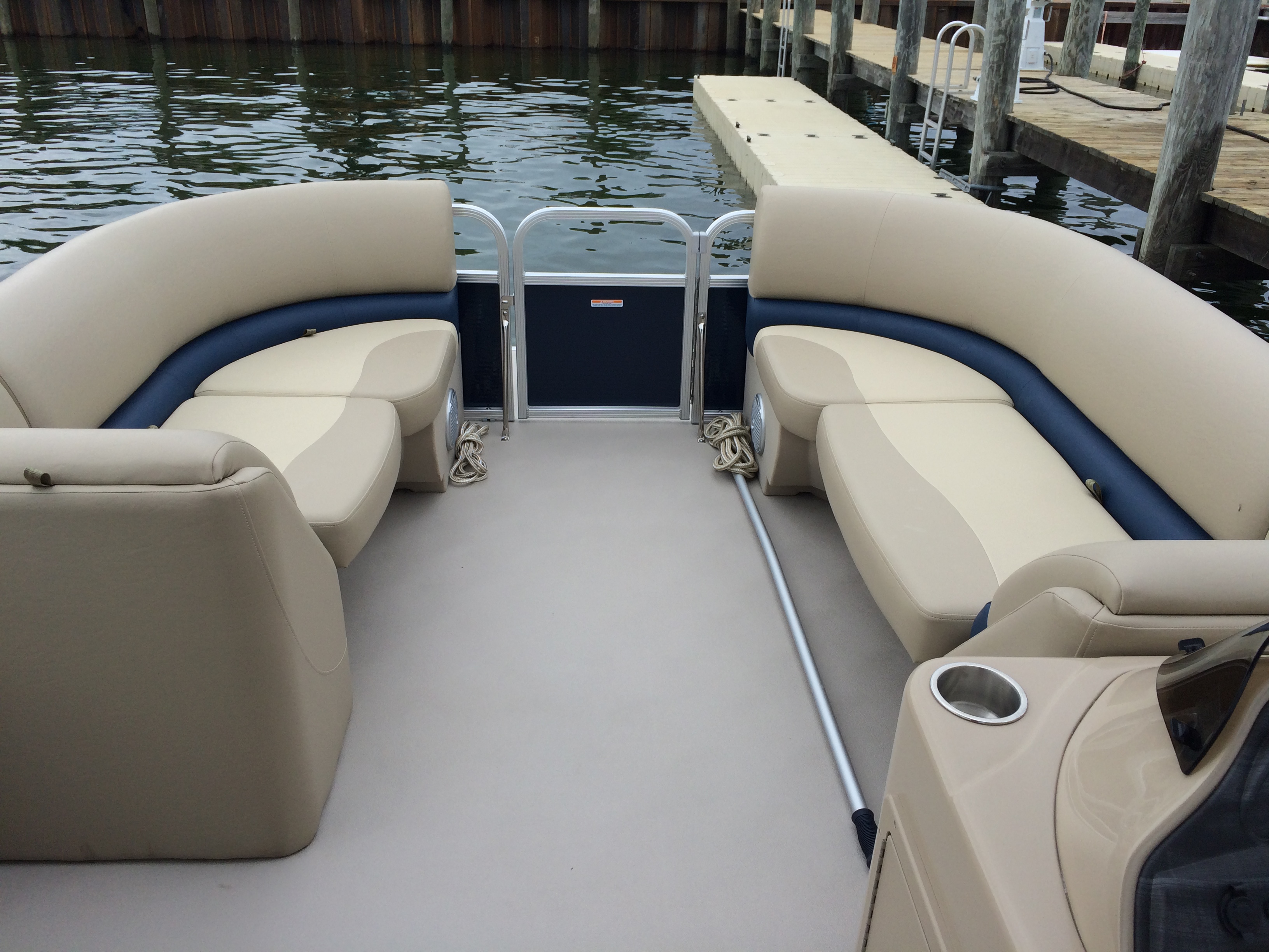 Summertime Rentals Tritoon Rentals Lake Charlevoix, Walloon Lake