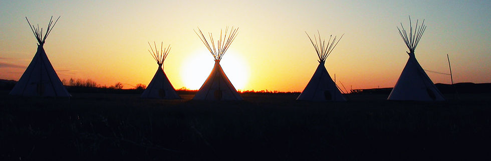 tipis.jpg