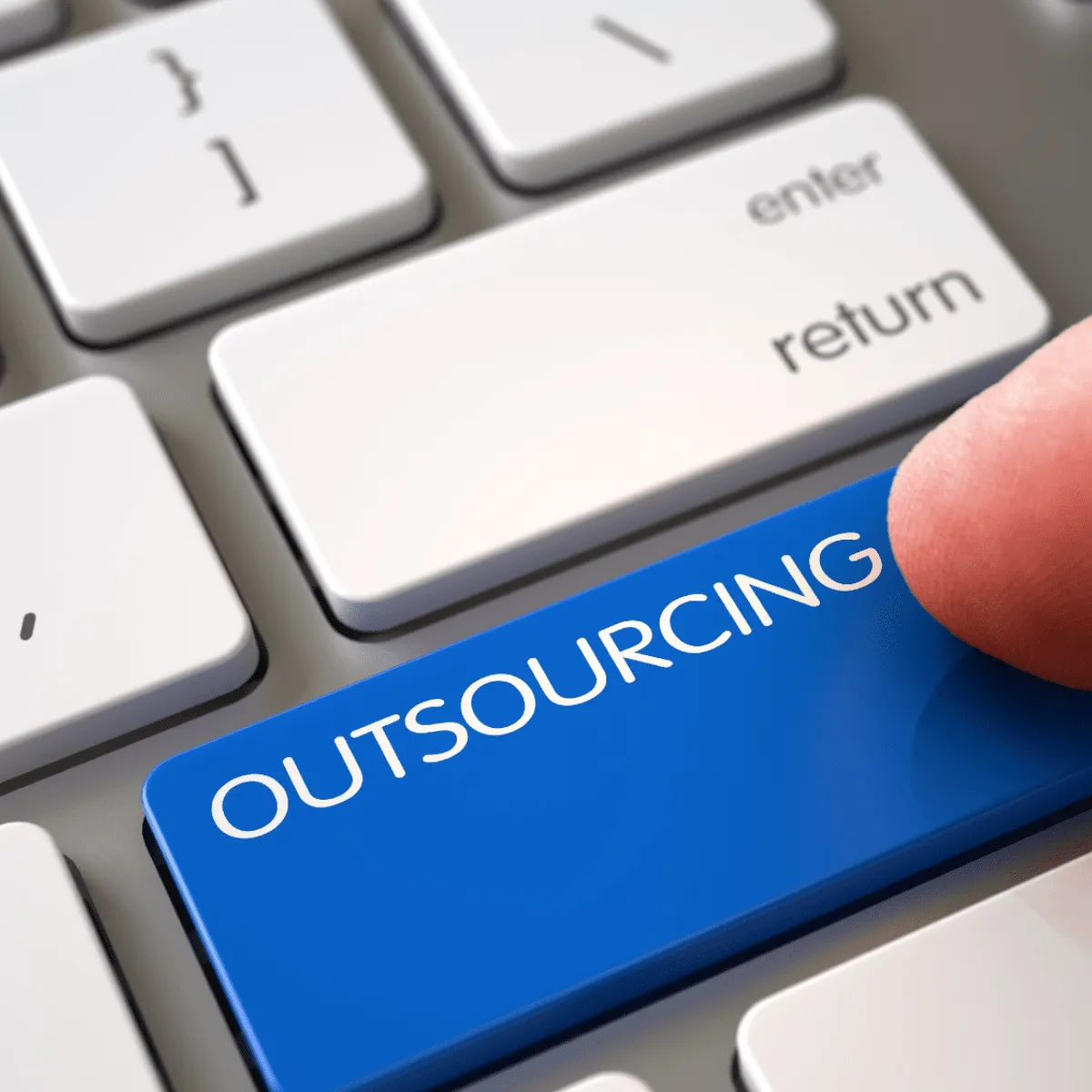 outsourcing_empleo_shutterstock_crop1627608834764.png_375111757.webp