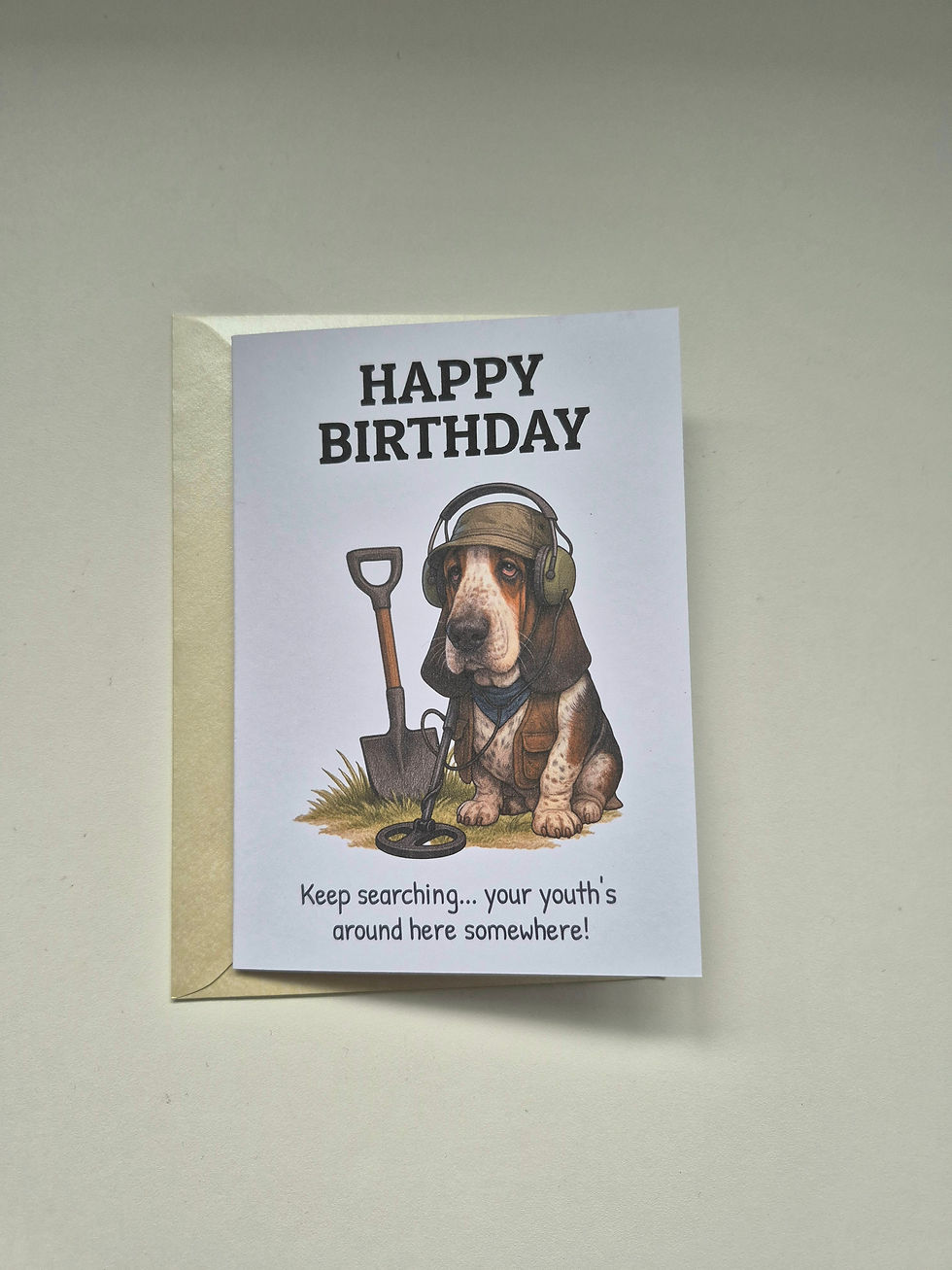 basset-birthday-detector-A5-card-with-envelope.jpg