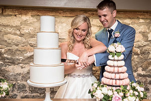 cake cutting by The Cuppa Cakery Cornwall