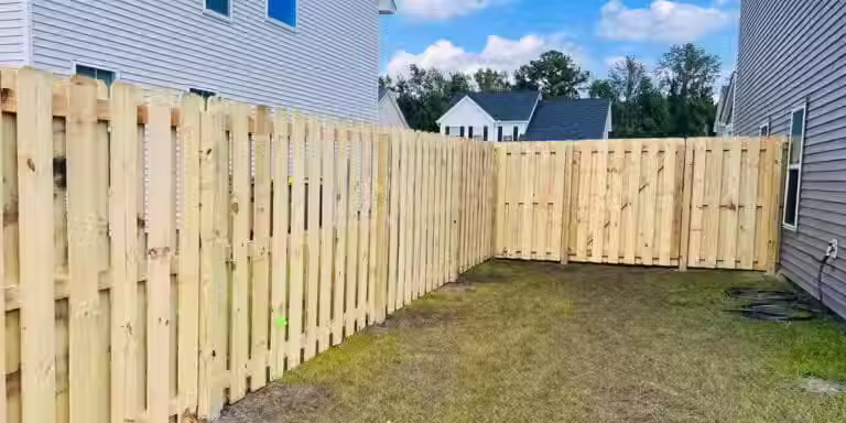 TNF FENCE LLC, Wooden fence $150 off stain and clear coat for projects 150 feet or more in Lake County, McHenry County, Cook County, and DuPage County IL; Round Lake, IL (847) 766-2818