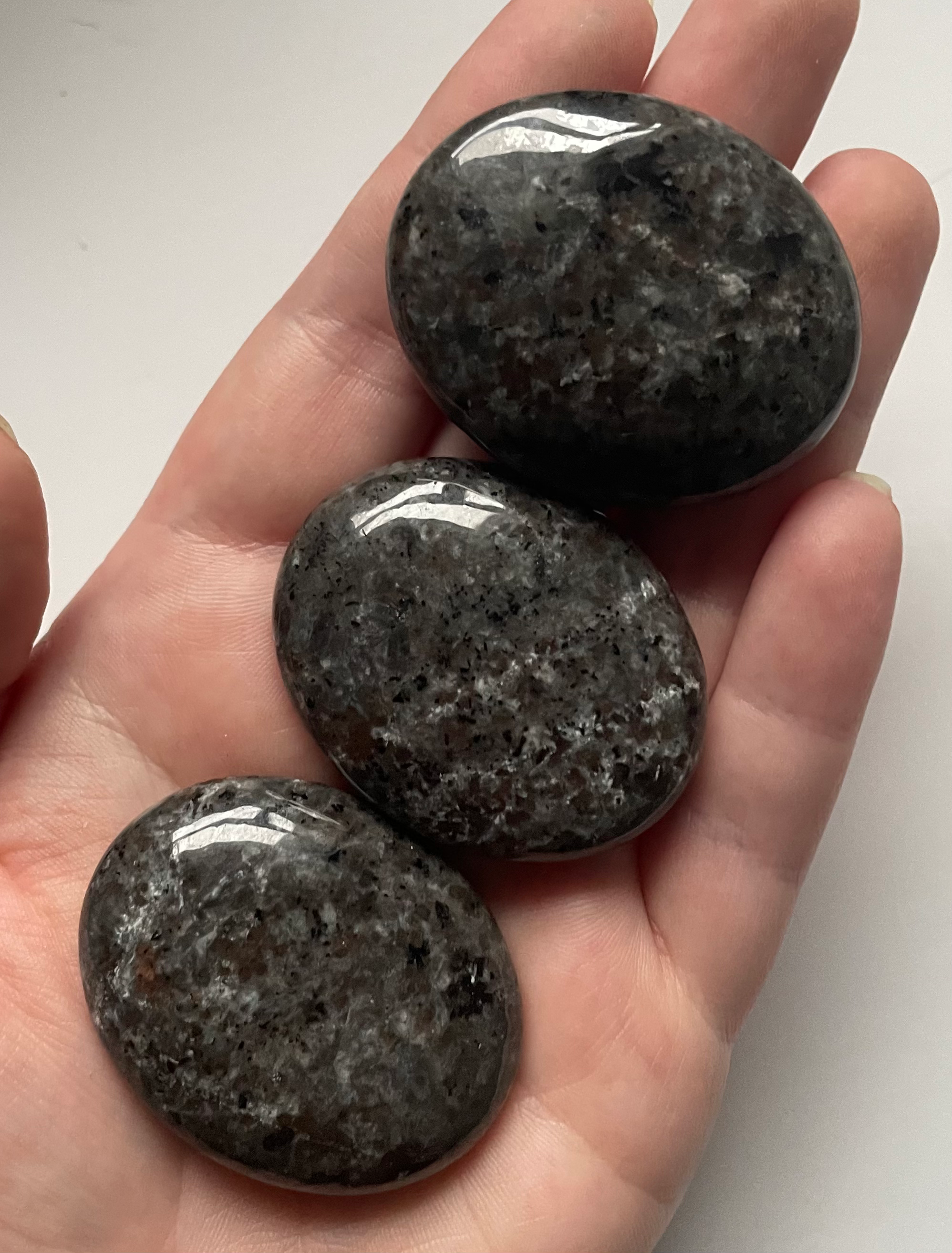 Yooperlite Palmstone