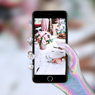 Dreams_CG_holographicFoil_v001_00000.jpg