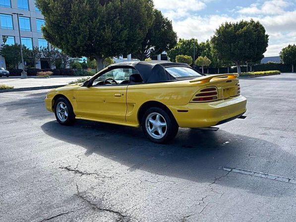 1995 Ford Mustang