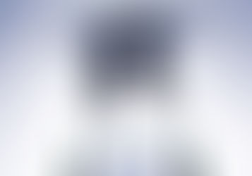 Urban Legends: Hachishaku-sama: The Eight-Foot-Tall Woman