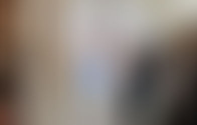 Clothing Manufacturers vs. Clothing Distributors: Understanding the Key Differences for AW2026