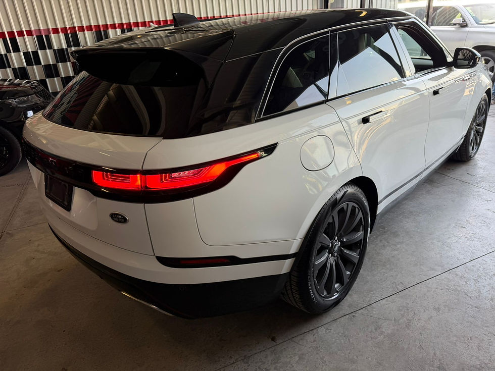 Miniatura: Land Rover Range Rover Velar 3.0 Mhev R Dynamic S