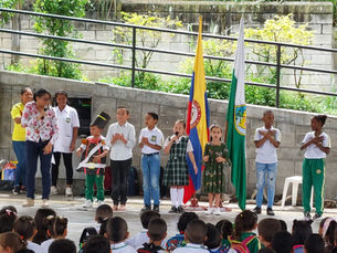 CORO TEATRO  "Un sueño del 7 de agosto" 