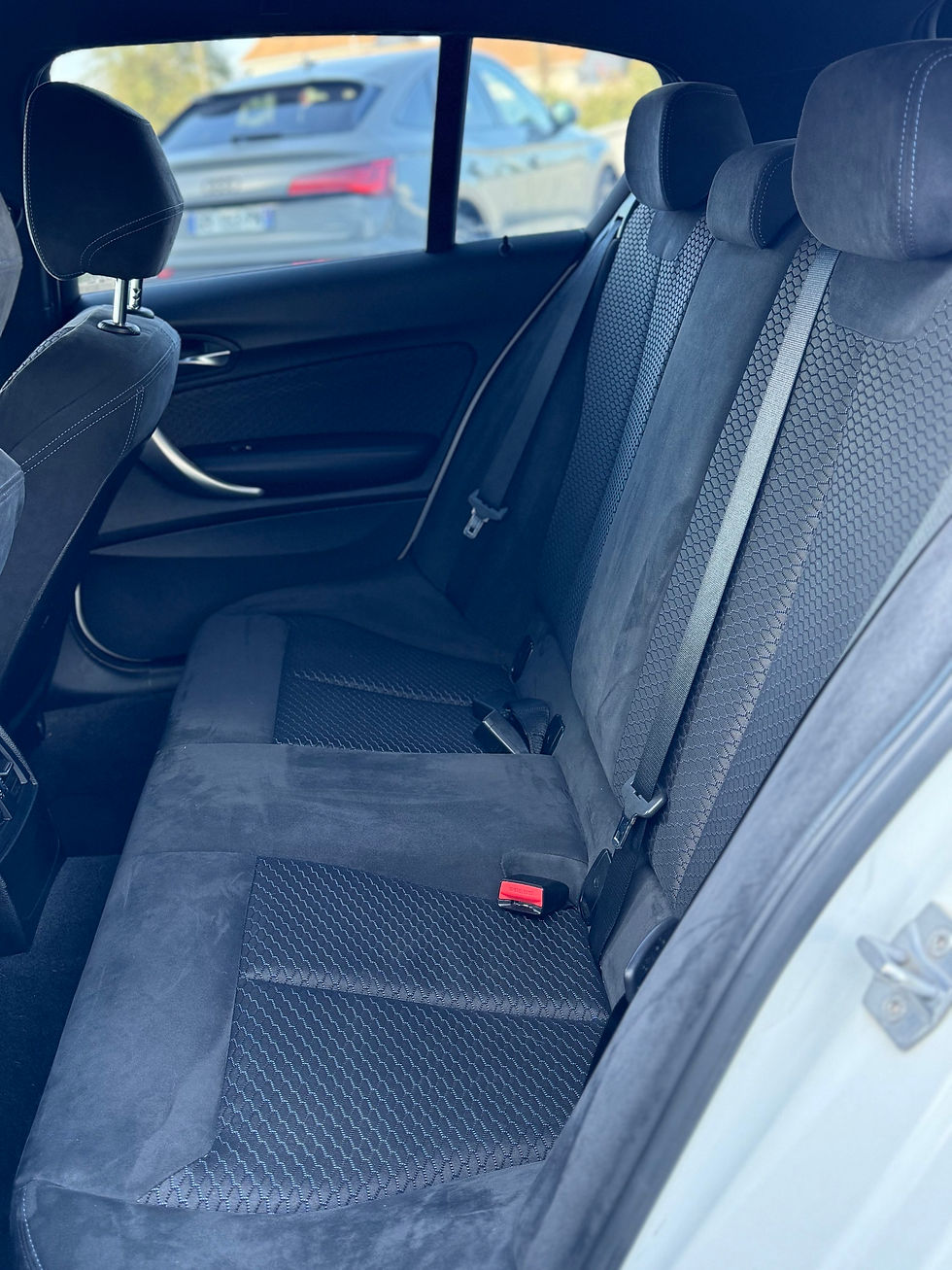 Miniature : BMW SERIE 118D 143 XDRIVE M SPORT 5P