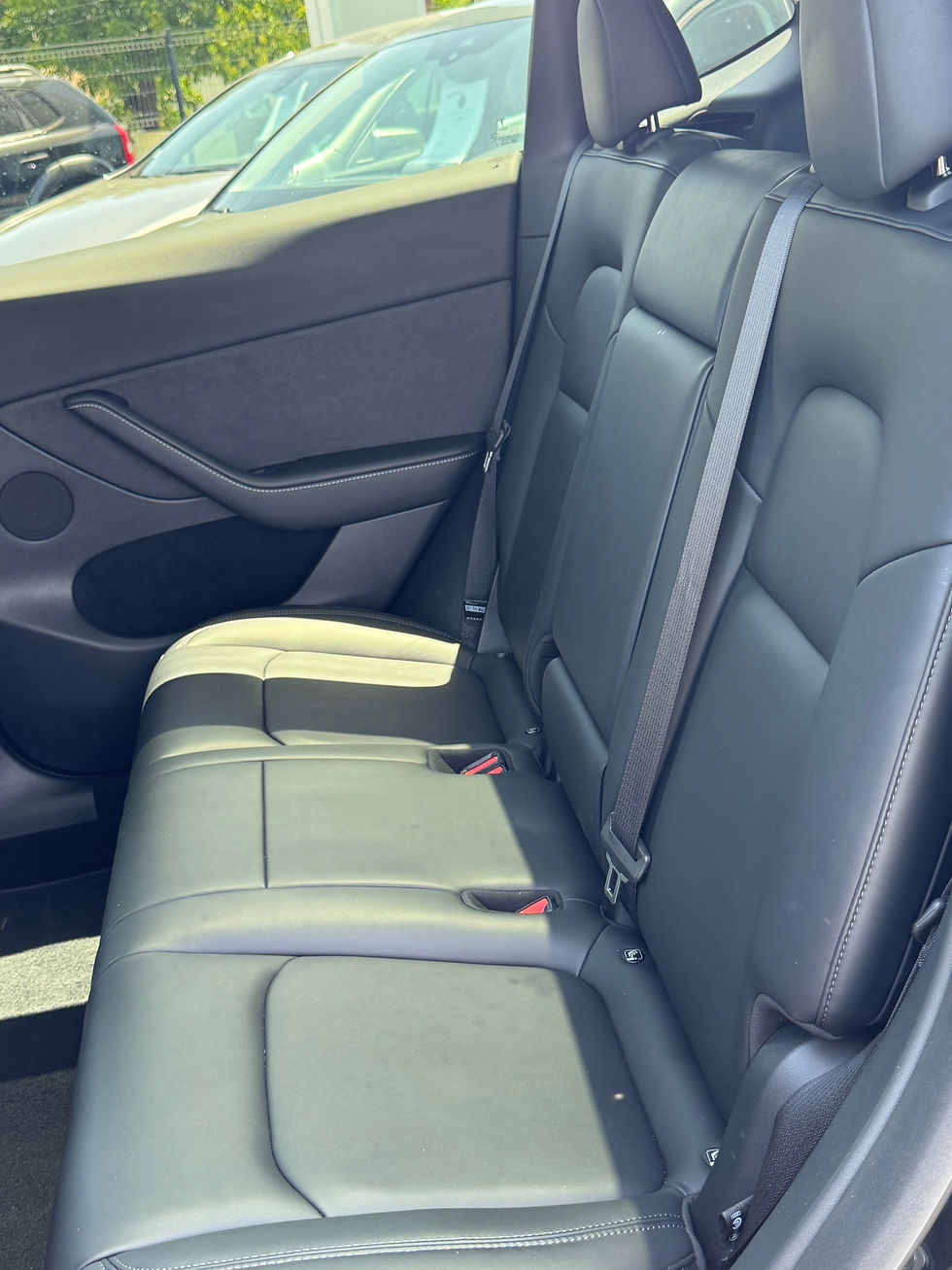 Miniature : TESLA MODEL Y long range dual motor 440ch AWD 622km autonomie 