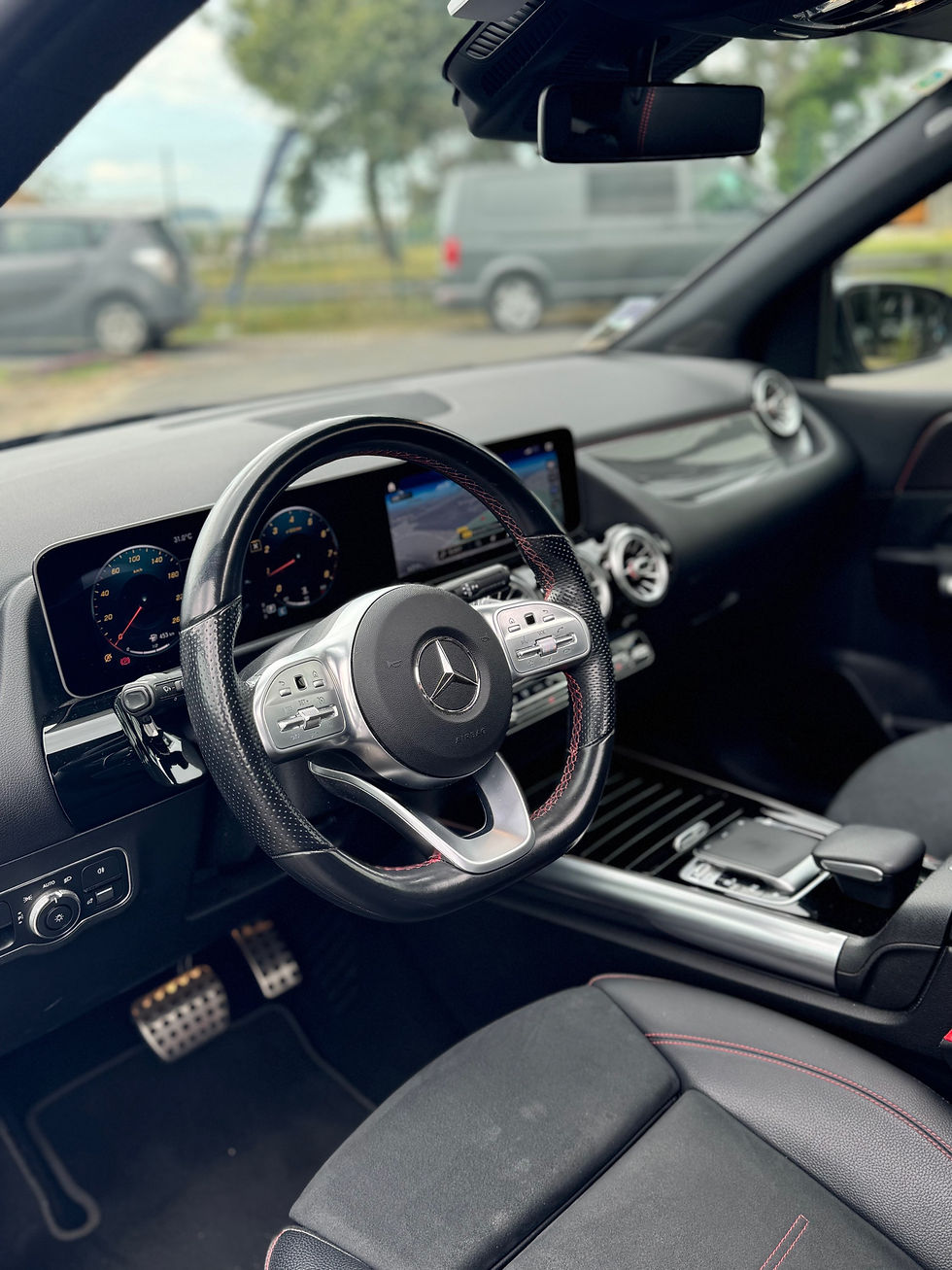 Miniature : MERCEDES CLASSE B 2020 - III 200 AMG LINE 7G-DCT - Essence - Boîte automatique