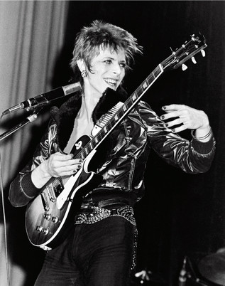 Bowie With Limp Wrist. San Francisco, 1972