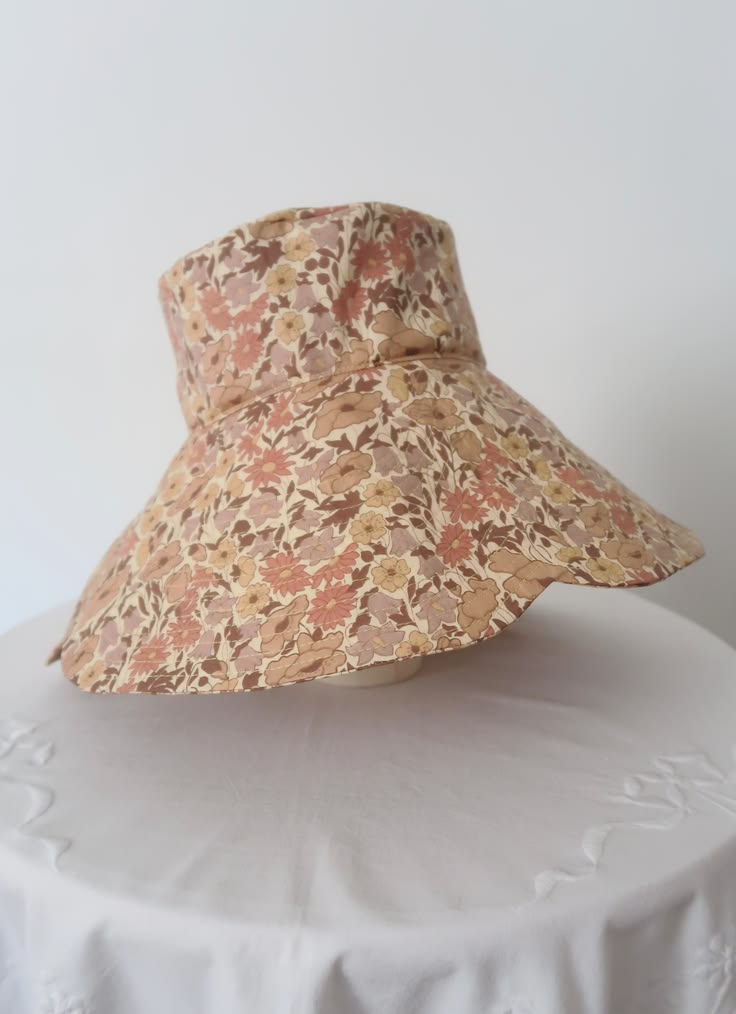 Thumbnail: LEONOR SUNHAT |  60's Liberty Poppy & Daisy Sepia