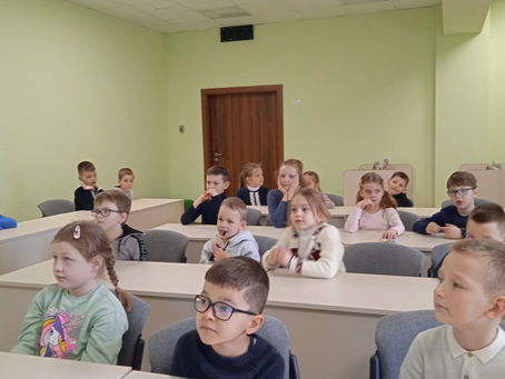 Знайомство з бібліотекою 🕵
