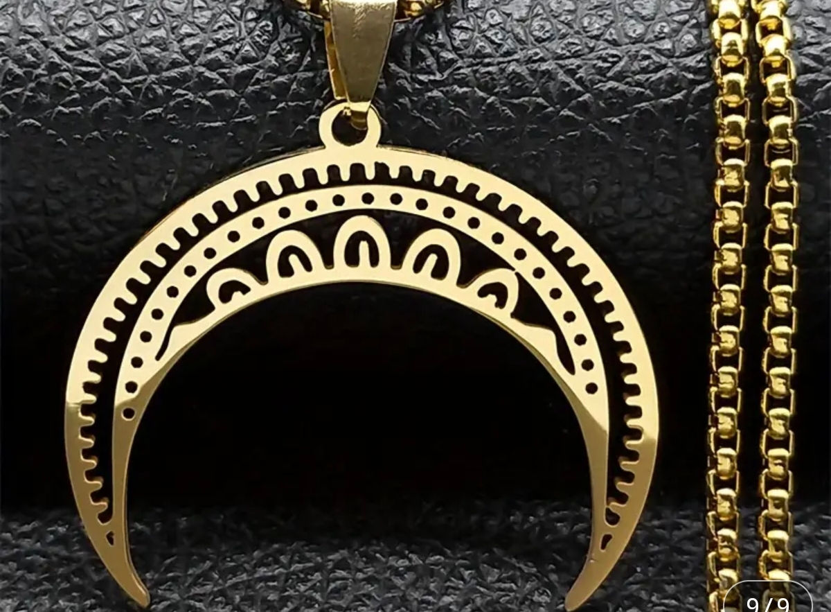 Collier lune creuse 
