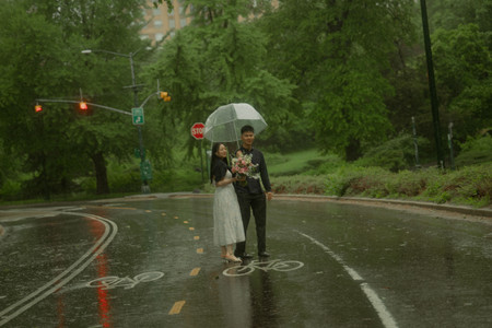central park proposal in the rain spring bloom candid All The Feels