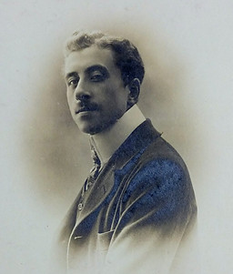 Renaud de Lévézou de Vézins.