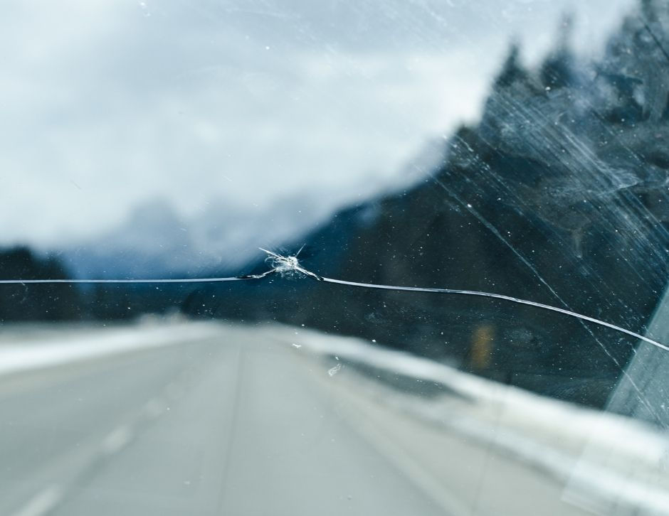 Is it Illegal to Drive with a Cracked Windshield?