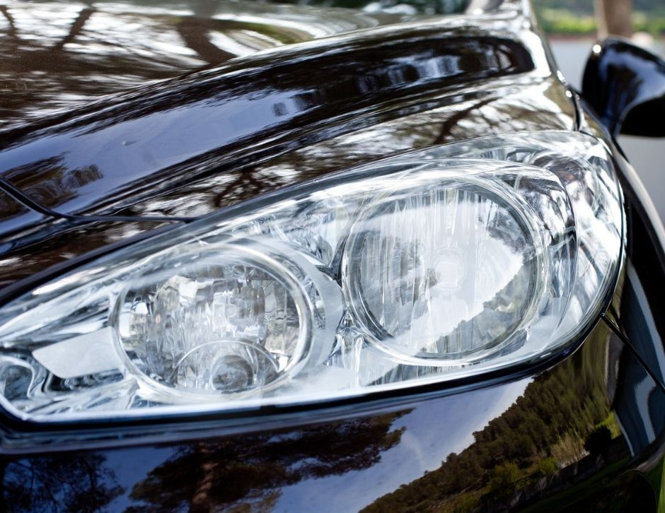 Is It Illegal To Drive With Just Parking Lights On