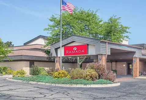 Ramada-Waupaca-Exterior.webp
