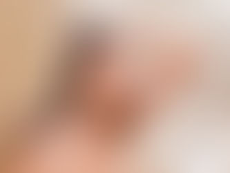 Should You Wash Your Hair Every Day? What Salons Usually Recommend