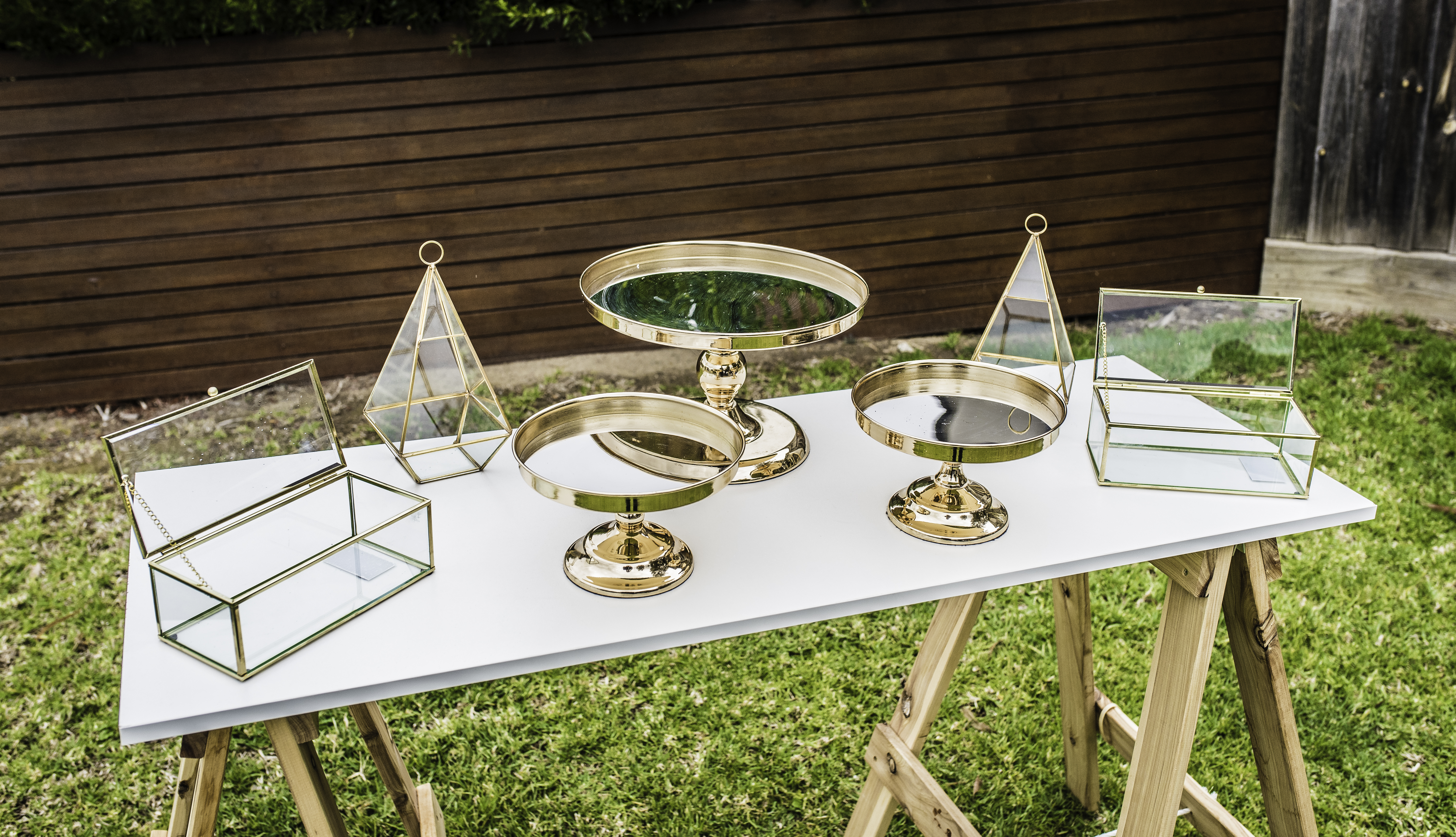 - 30cm Cake Stand $20 - 20cm Cake St