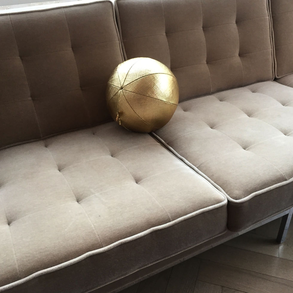 Andrew Yes Pillow Ball
