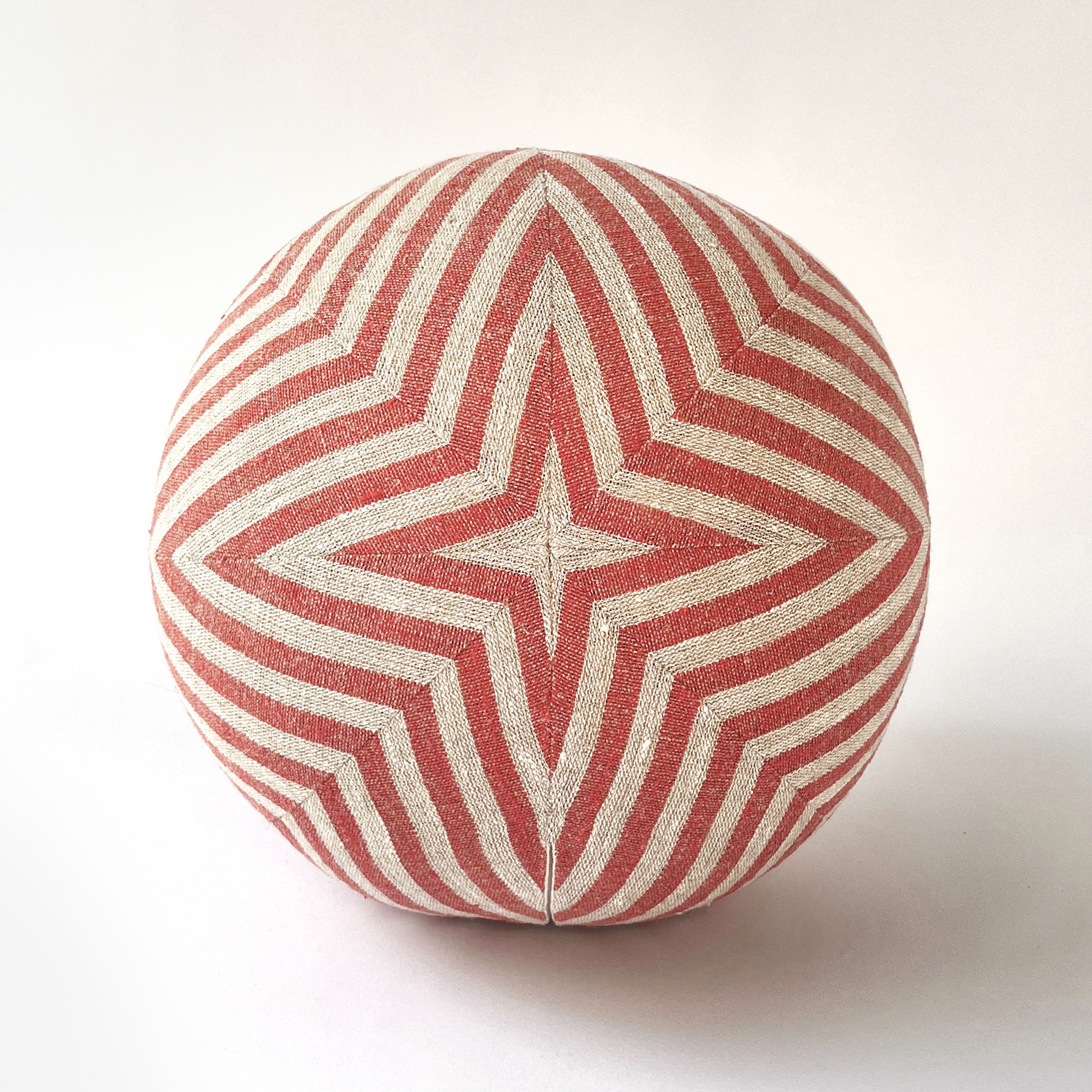 Red Linen Star Pillow Ball