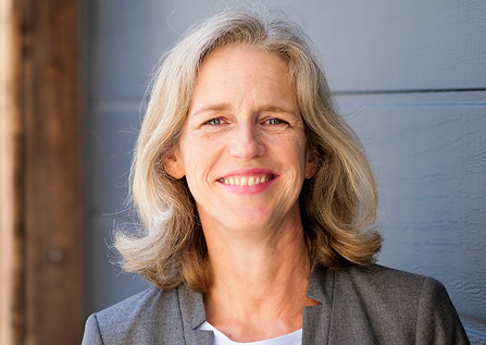 Dr. Nicolette Fiola