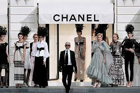 ADIÓS KARL LAGERFELD