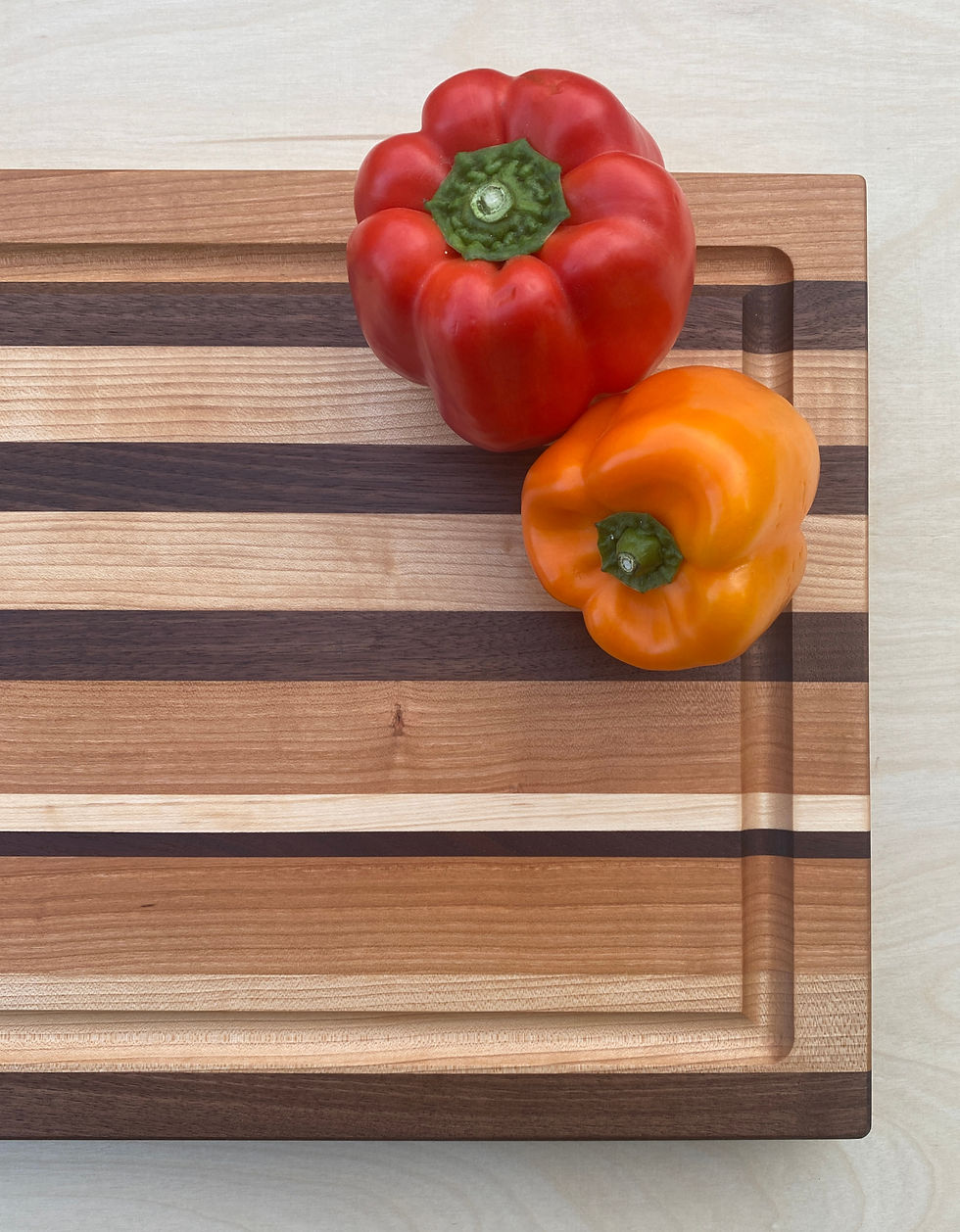 Thumbnail: Cutting Board with Juice Groove and Handles, Edge Grain, 19x13x1.5"