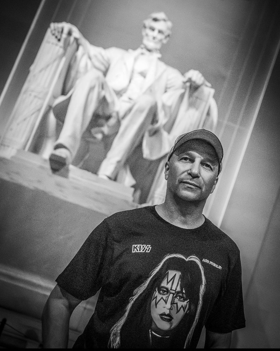 photo by Rob DeMartin - used with permission