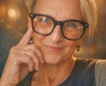 Heth portrait_edited.jpg