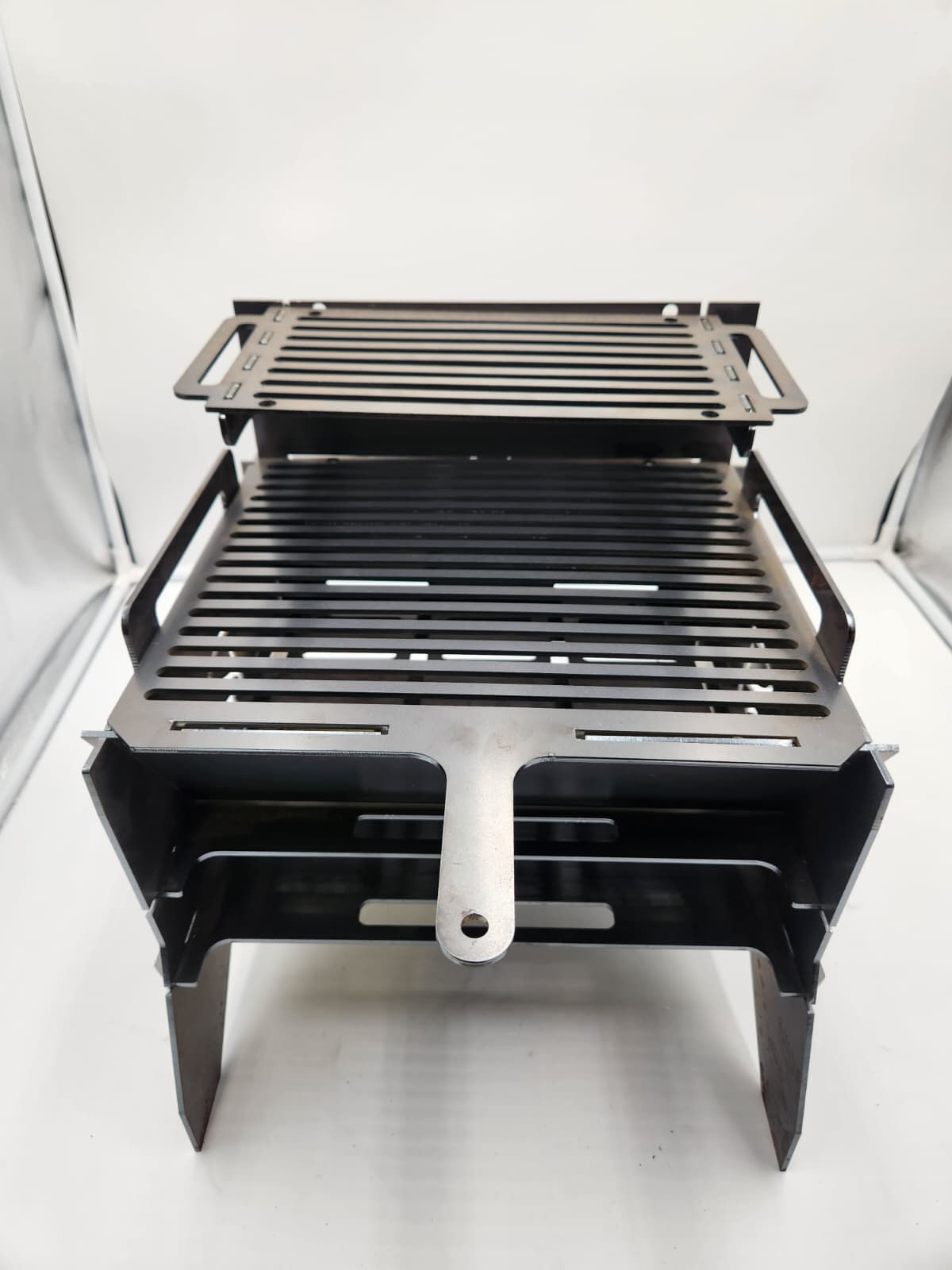 COLLAPSIBLE GRILL