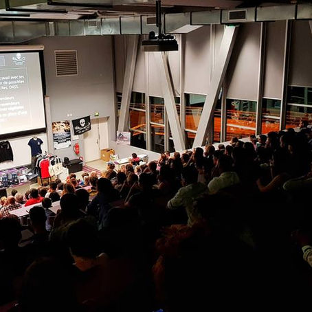 Projections de Sharkwater Extinction les 22 et 29/11 à l'Université de la Nouvelle-Calédonie. 